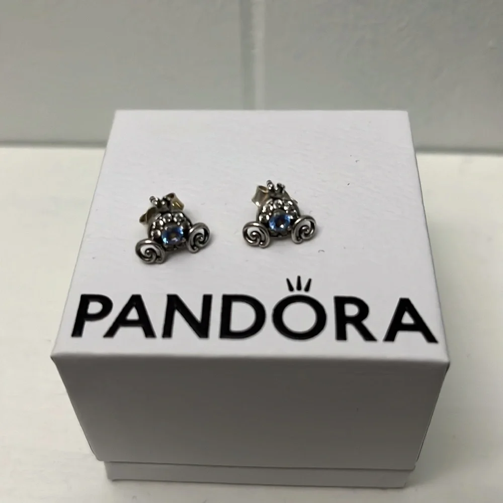 Pandora earrings - Picture 3 of 4